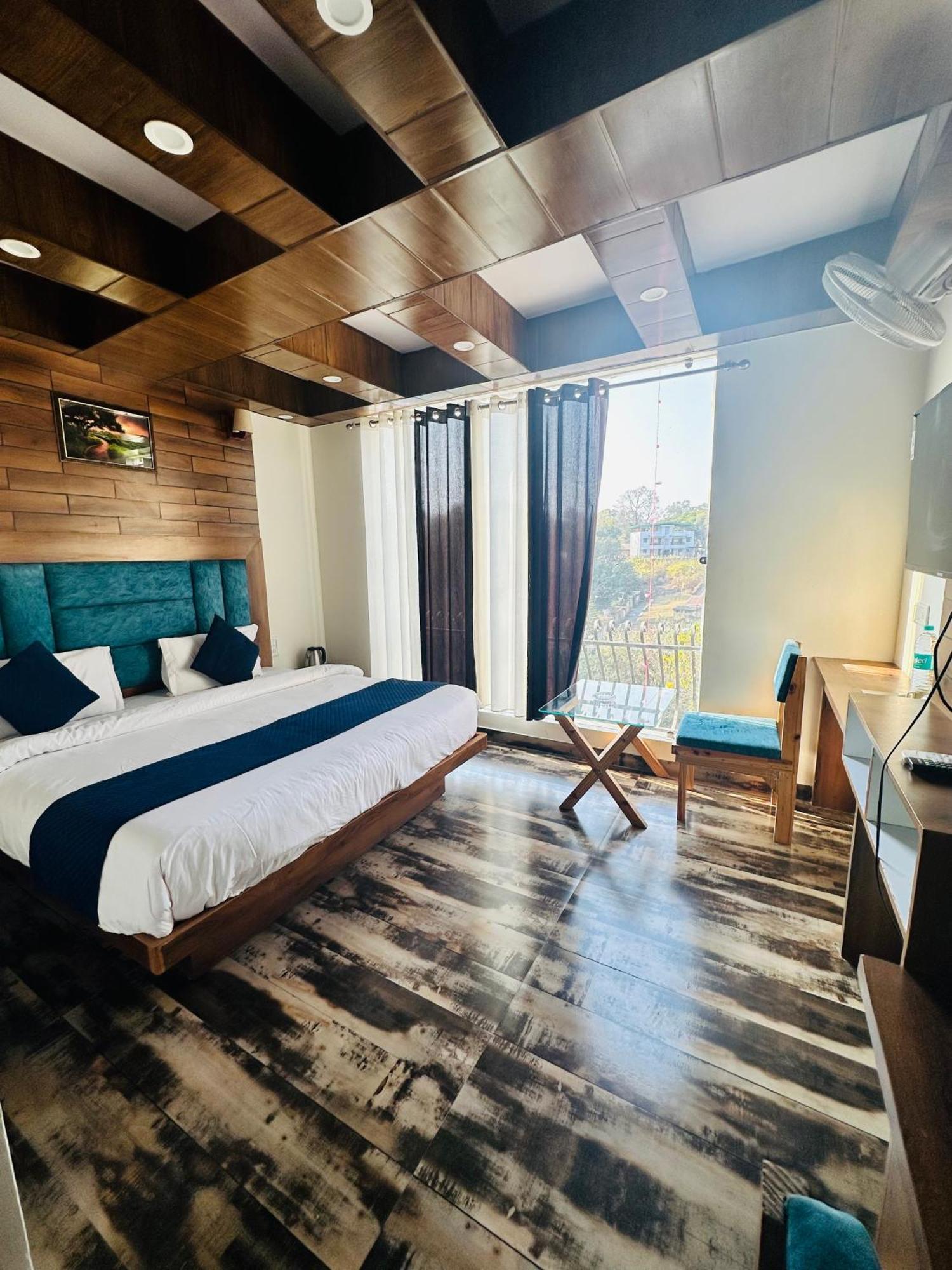 Hotel Royal Orbit By Arony Hospitality دهرادون المظهر الخارجي الصورة