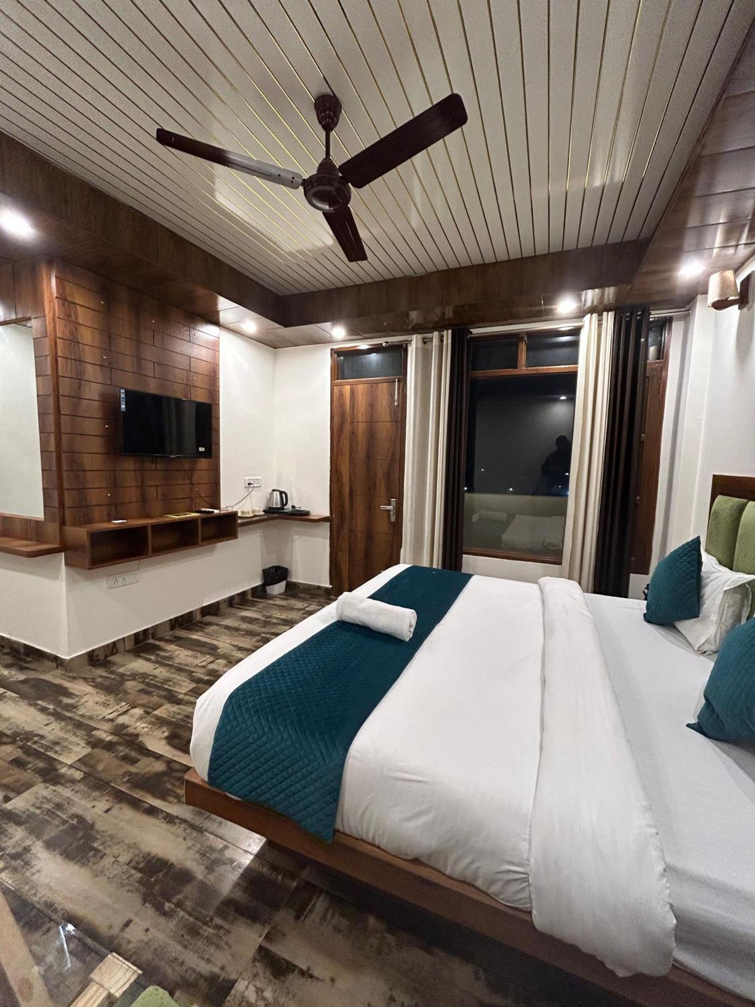 Hotel Royal Orbit By Arony Hospitality دهرادون المظهر الخارجي الصورة
