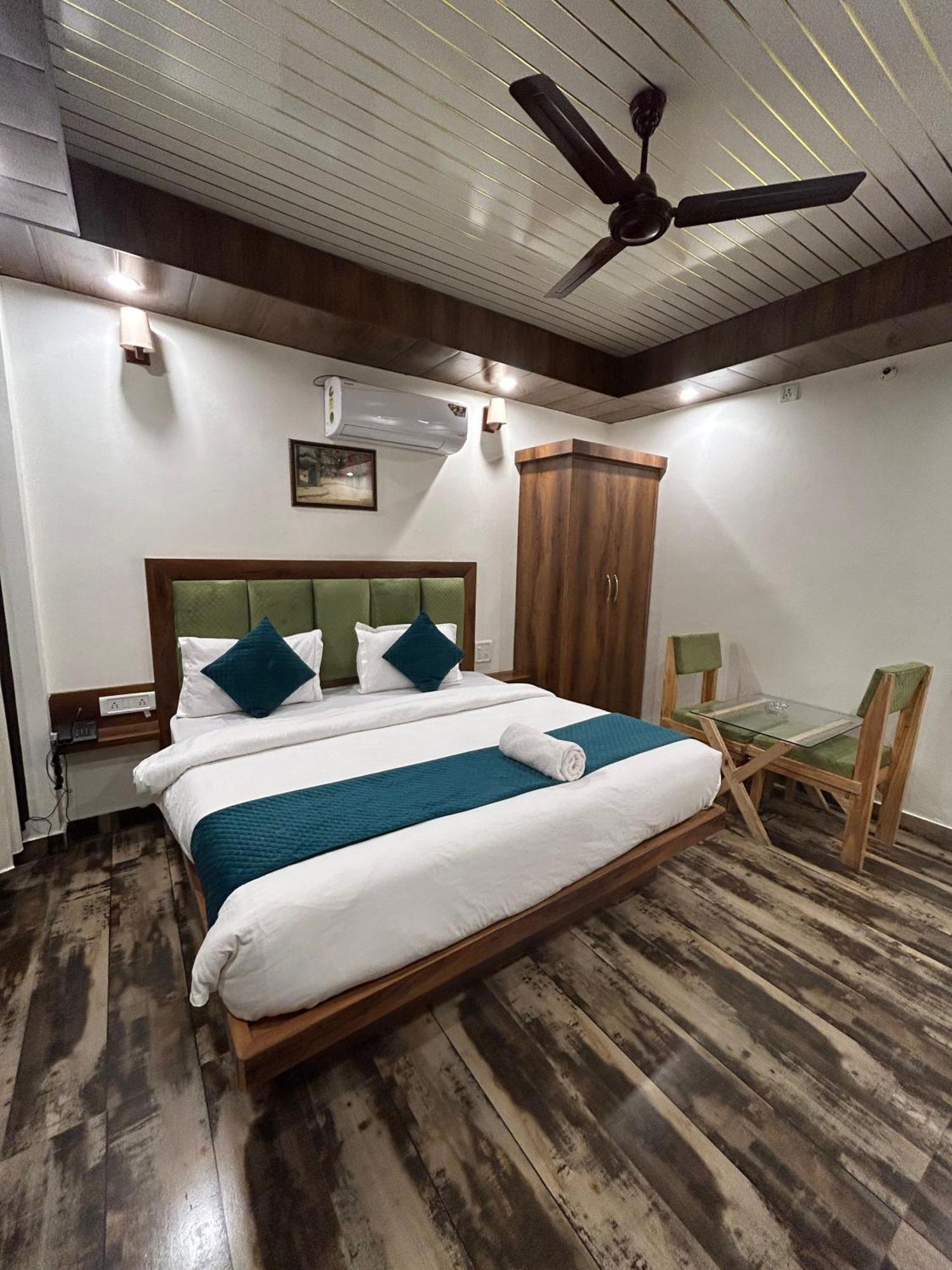 Hotel Royal Orbit By Arony Hospitality دهرادون المظهر الخارجي الصورة
