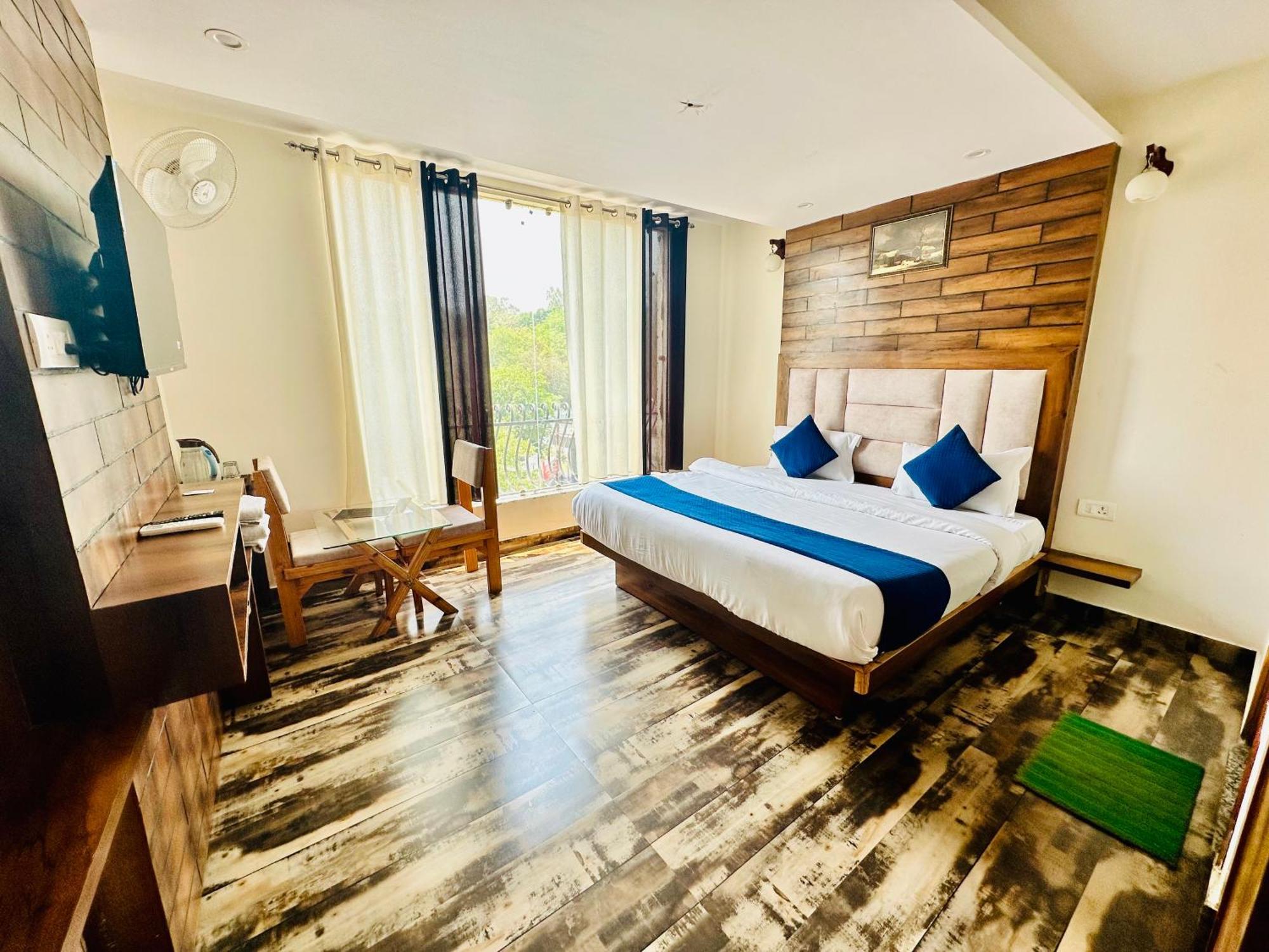 Hotel Royal Orbit By Arony Hospitality دهرادون المظهر الخارجي الصورة